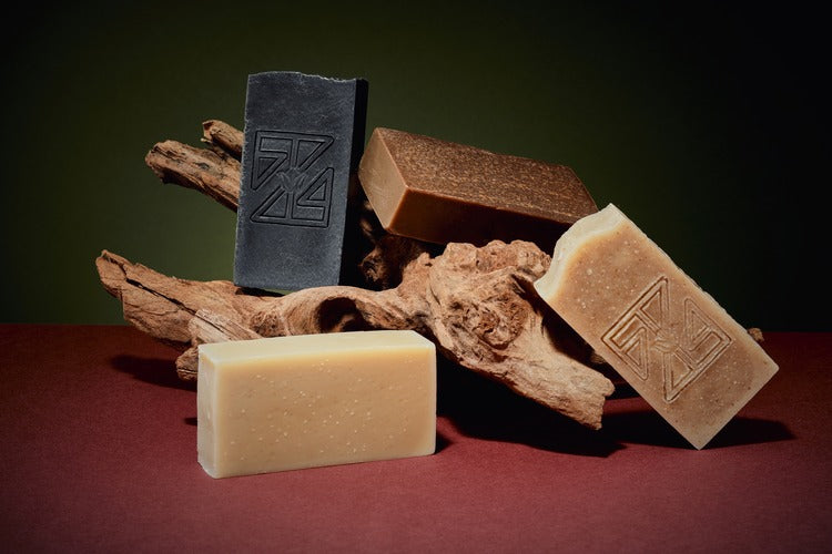 Phenomenal Turmeric, Camwood Beauty Bar + Sisal Soap Bag